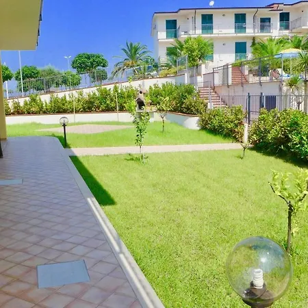 In Villa Scalea